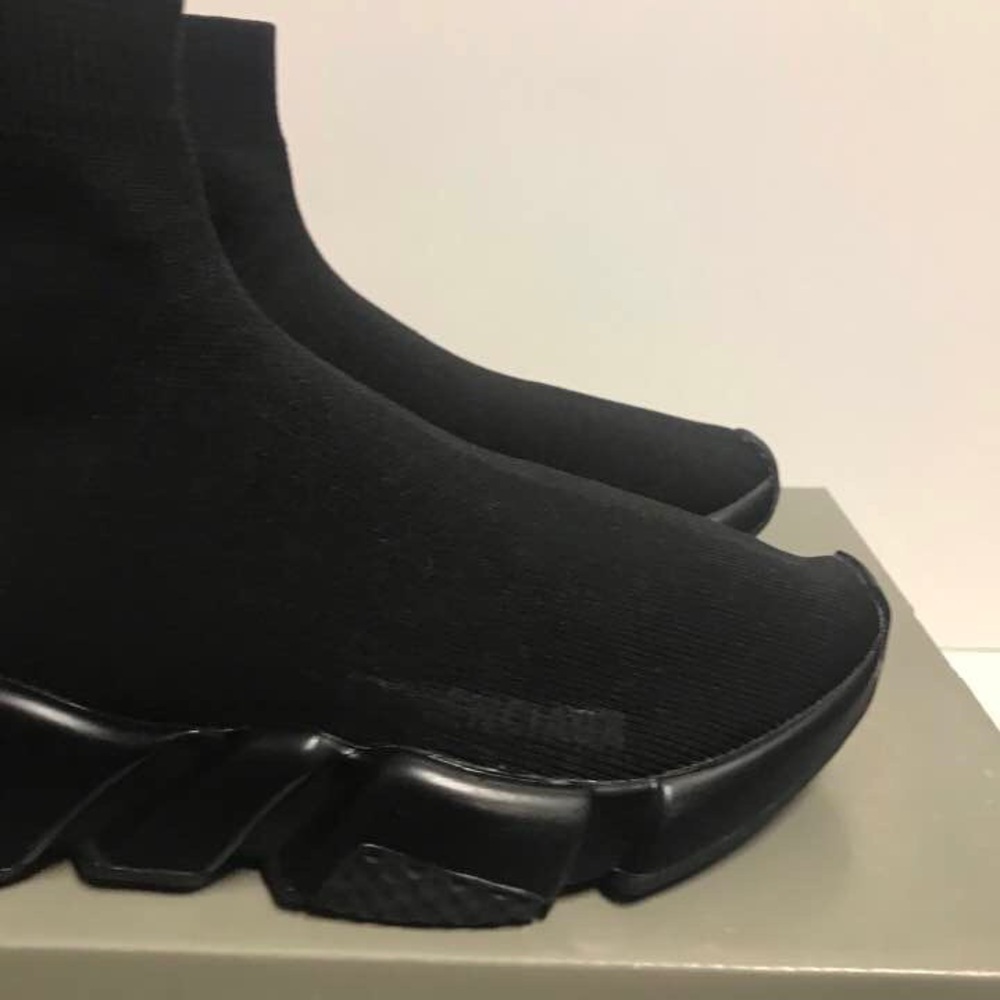 Balenciaga Speed Trainers 2.0 Bubble Sneakers Size 35 US 5 Runner Trainer - Picture 3 of 10